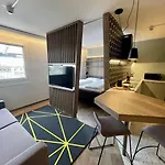 Felix Hotel