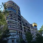 Felix Hotel 2*