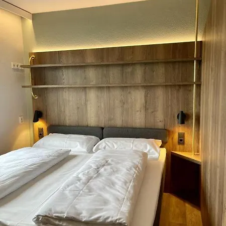 Felix 2* Ντάρμσταντ